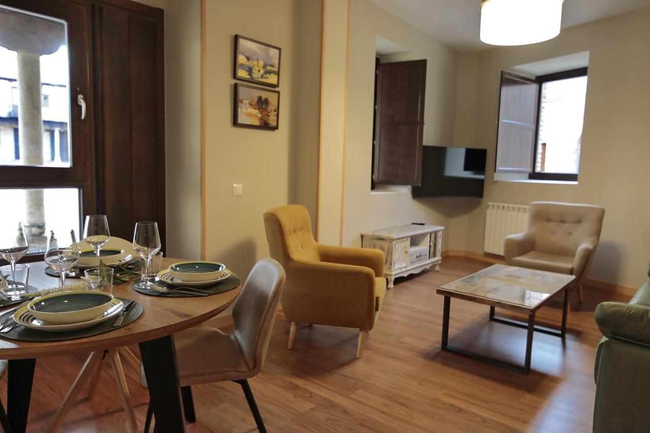 Infanta Isabel Apartment อาเรวาโล ภายนอก รูปภาพ