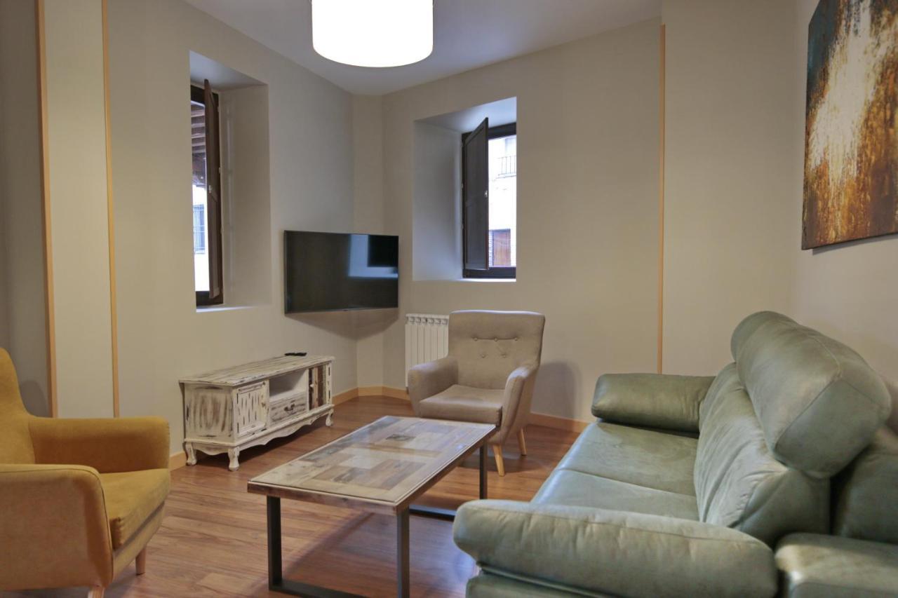 Infanta Isabel Apartment อาเรวาโล ภายนอก รูปภาพ